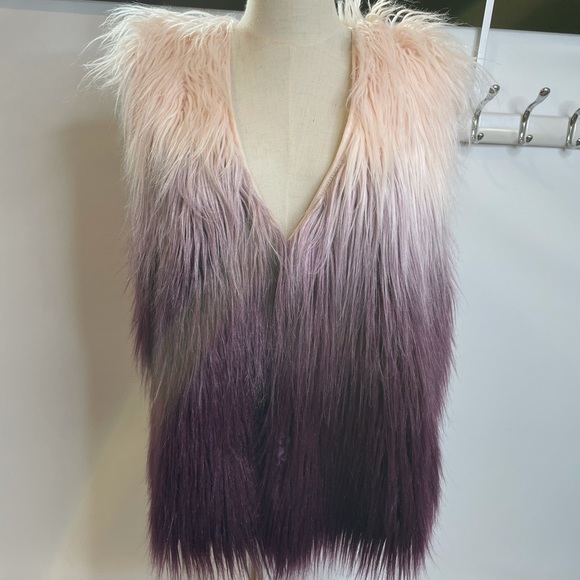 Thread & Supply Faux Fur Vegan Purple Ombré Vest - Picture 7 of 7